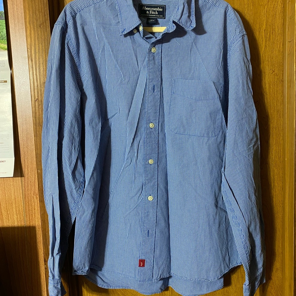 Abercrombie & Fitch Men's Blue Checkered Shirt